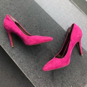 Bright Magenta suede pumps